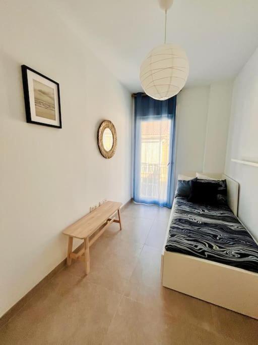 Lovely Apartment Close By City Center マラガ エクステリア 写真